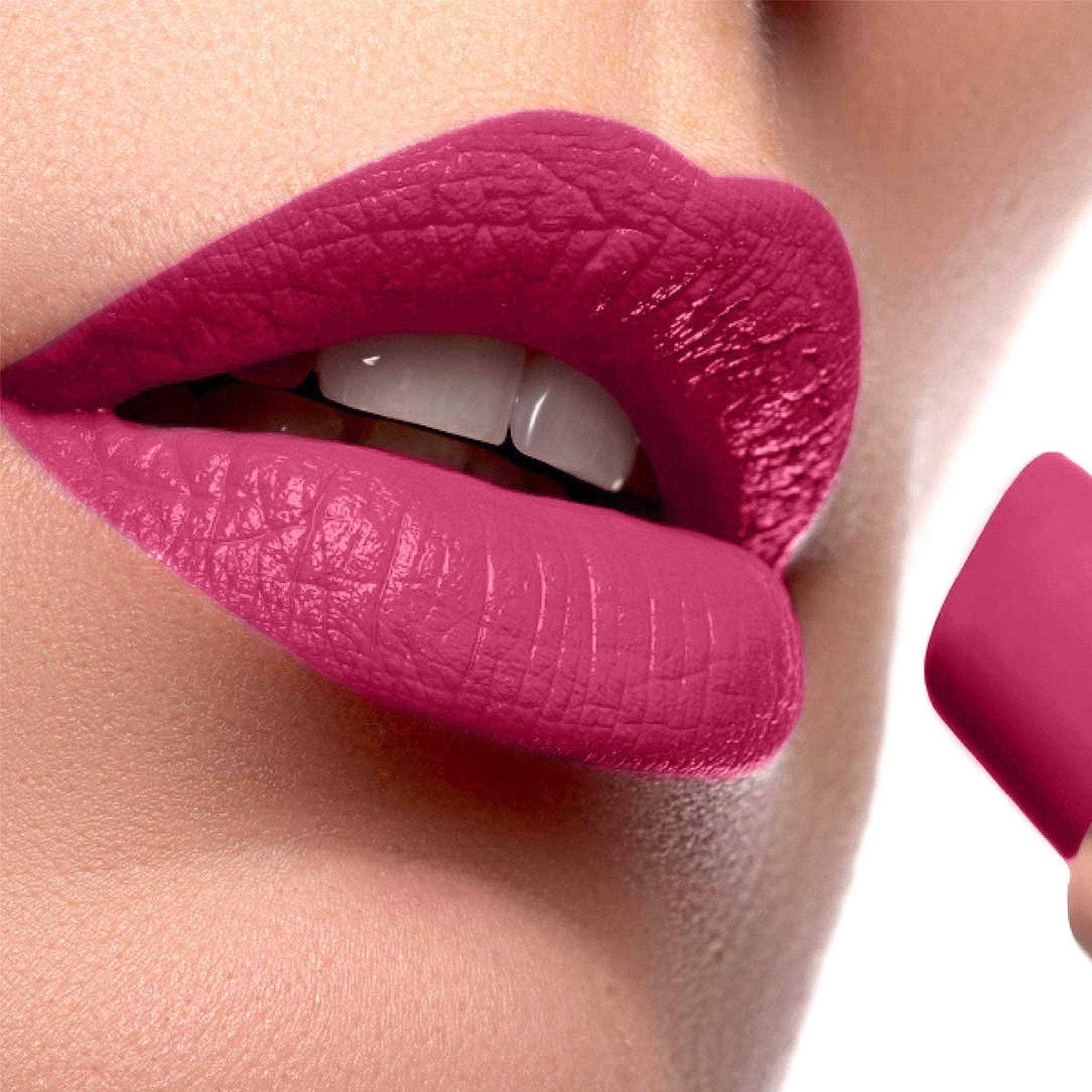 Creme Moisturizing Lipstick
