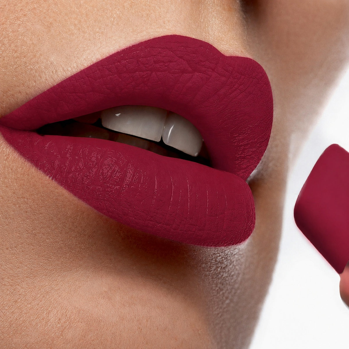 Moisturizing Lipstick
