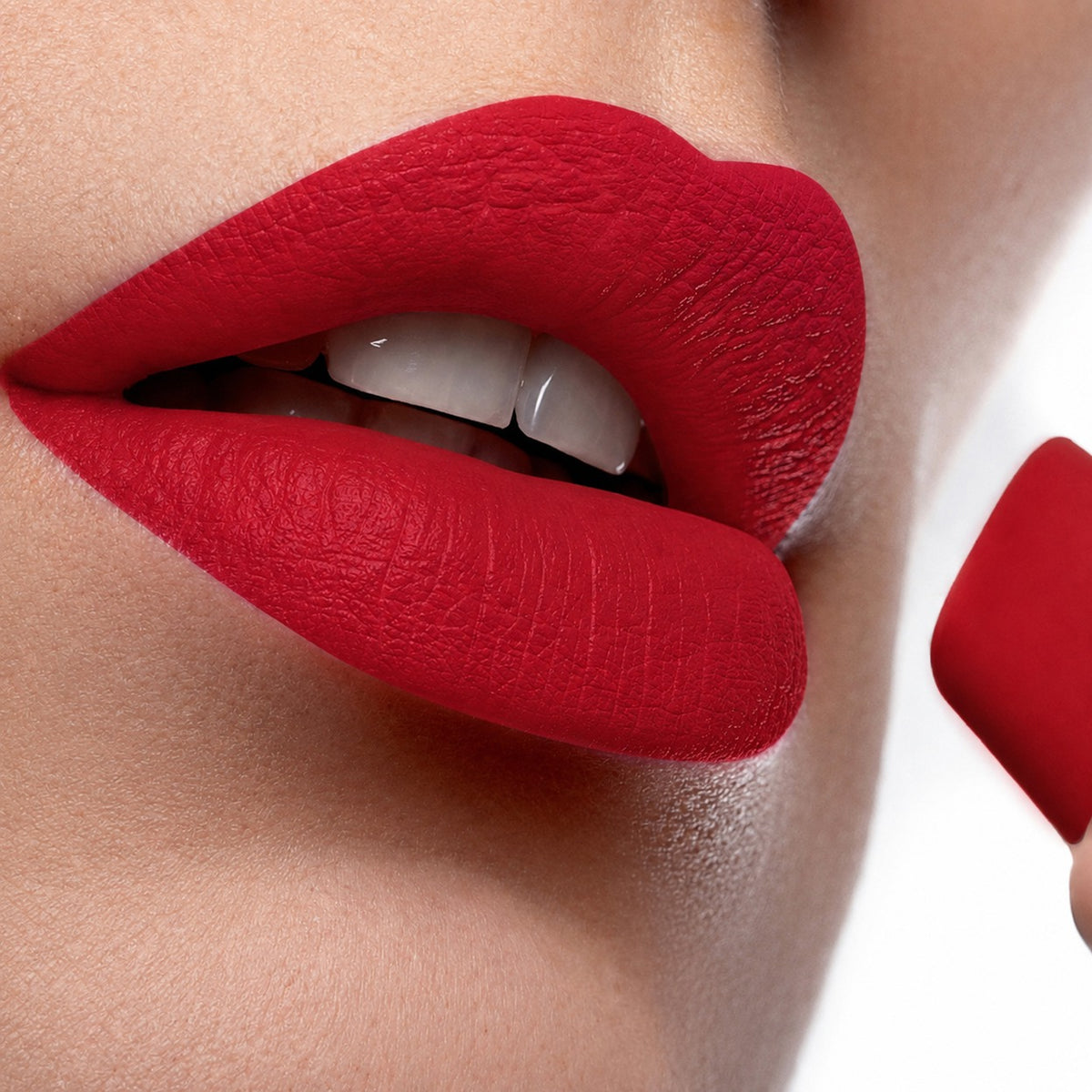 Moisturizing Lipstick
