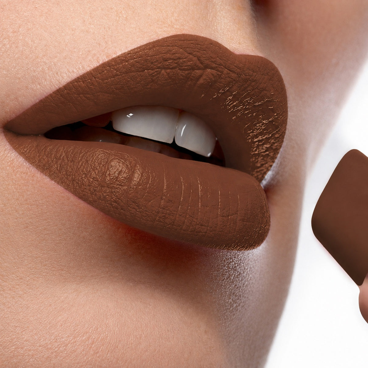 Moisturizing Lipstick