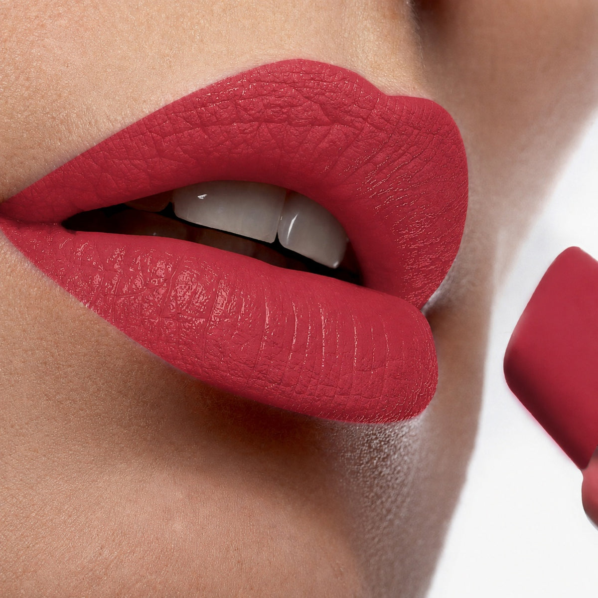 Moisturizing Lipstick